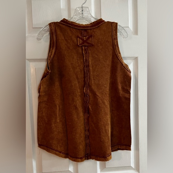 Zenana/Women’s Rust Sleeveless Tank Top NWOT size S - Picture 5 of 9